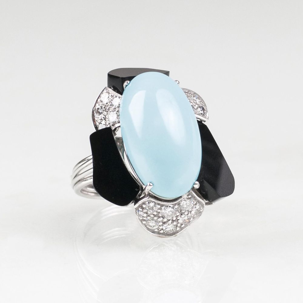 A Turquoise Onyx Ring with Diamonds