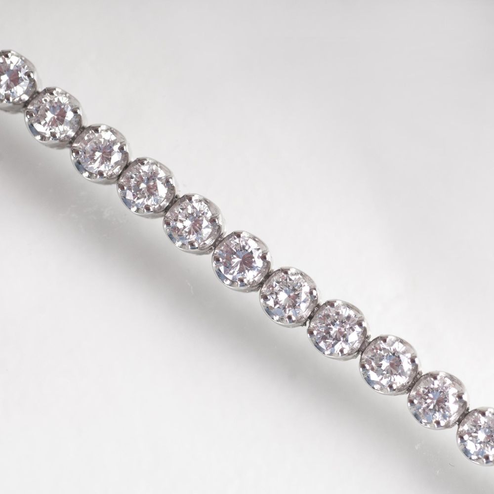 A very fine Diamond Bracelet