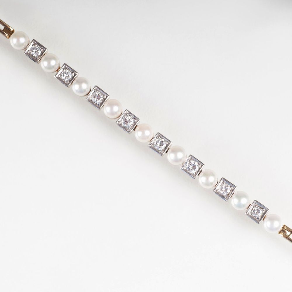A Pearl Diamond Bracelet - image 2