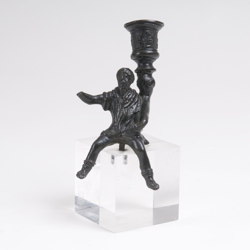 Bronze 'Männliche Figur' als Kerzenhalter