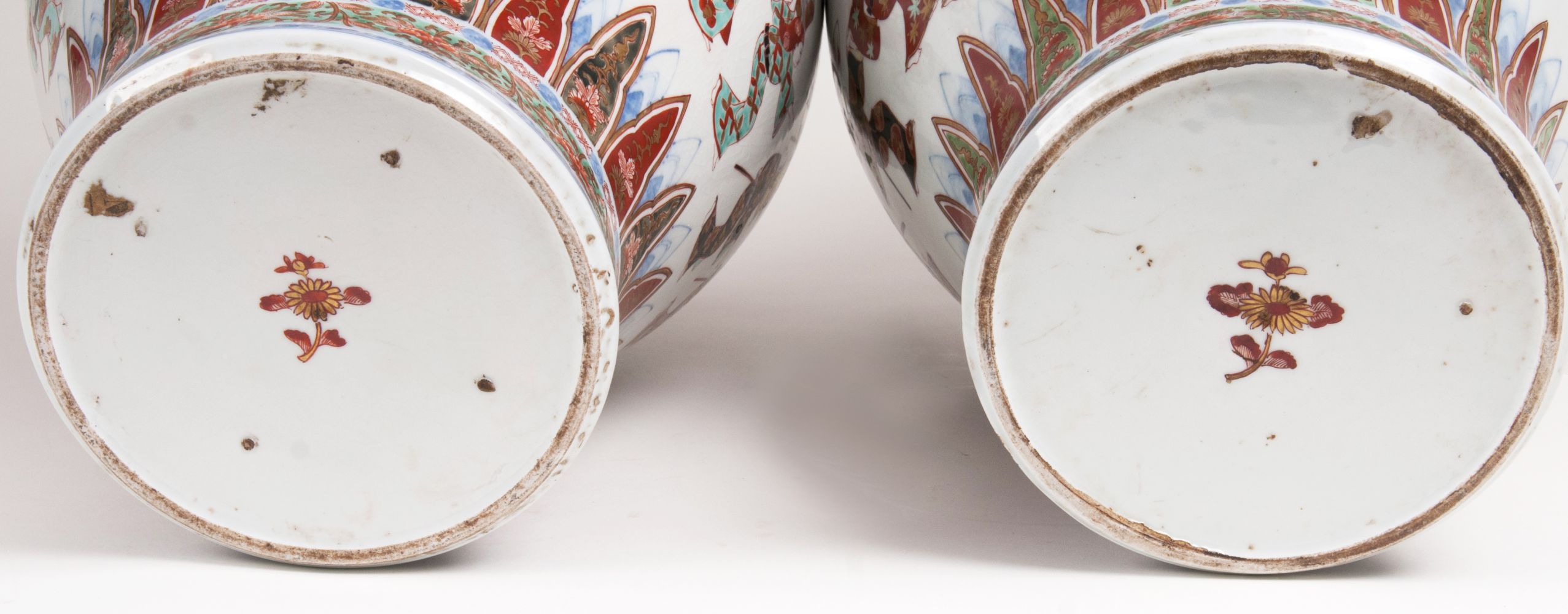 A Pair of Large Imari Vases - image 4