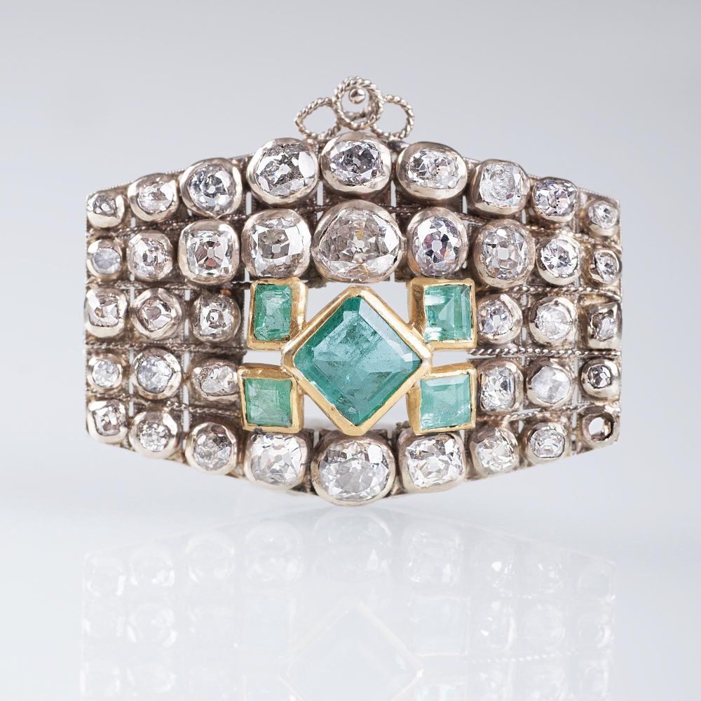 Smaragd-Brosche mit Georgian Diamant-Besatz
