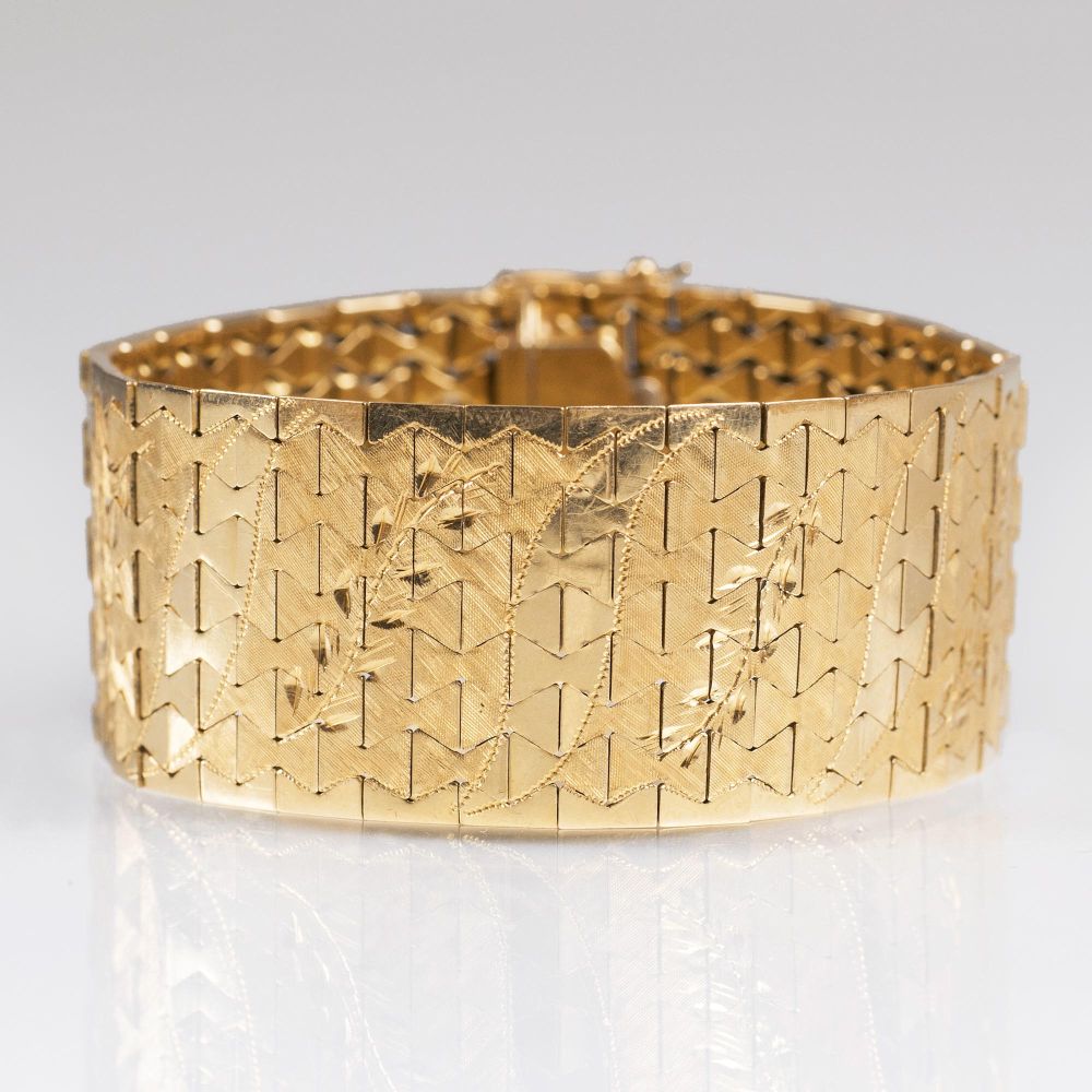 A Vintage Gold Bracelet