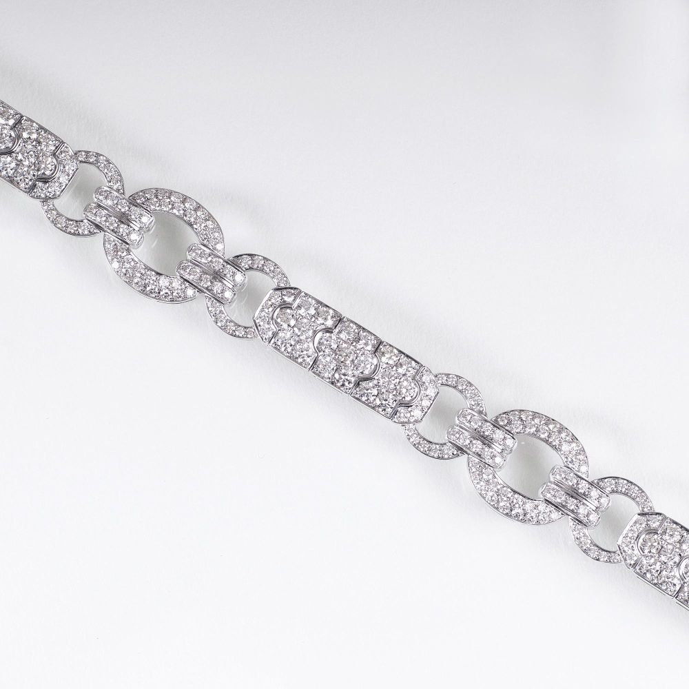A highcarat, elegant Diamond Bracelet