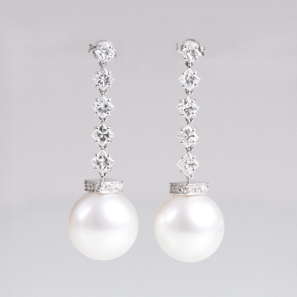 A Pair of fine Southsea Pearl Diamond Earpendants