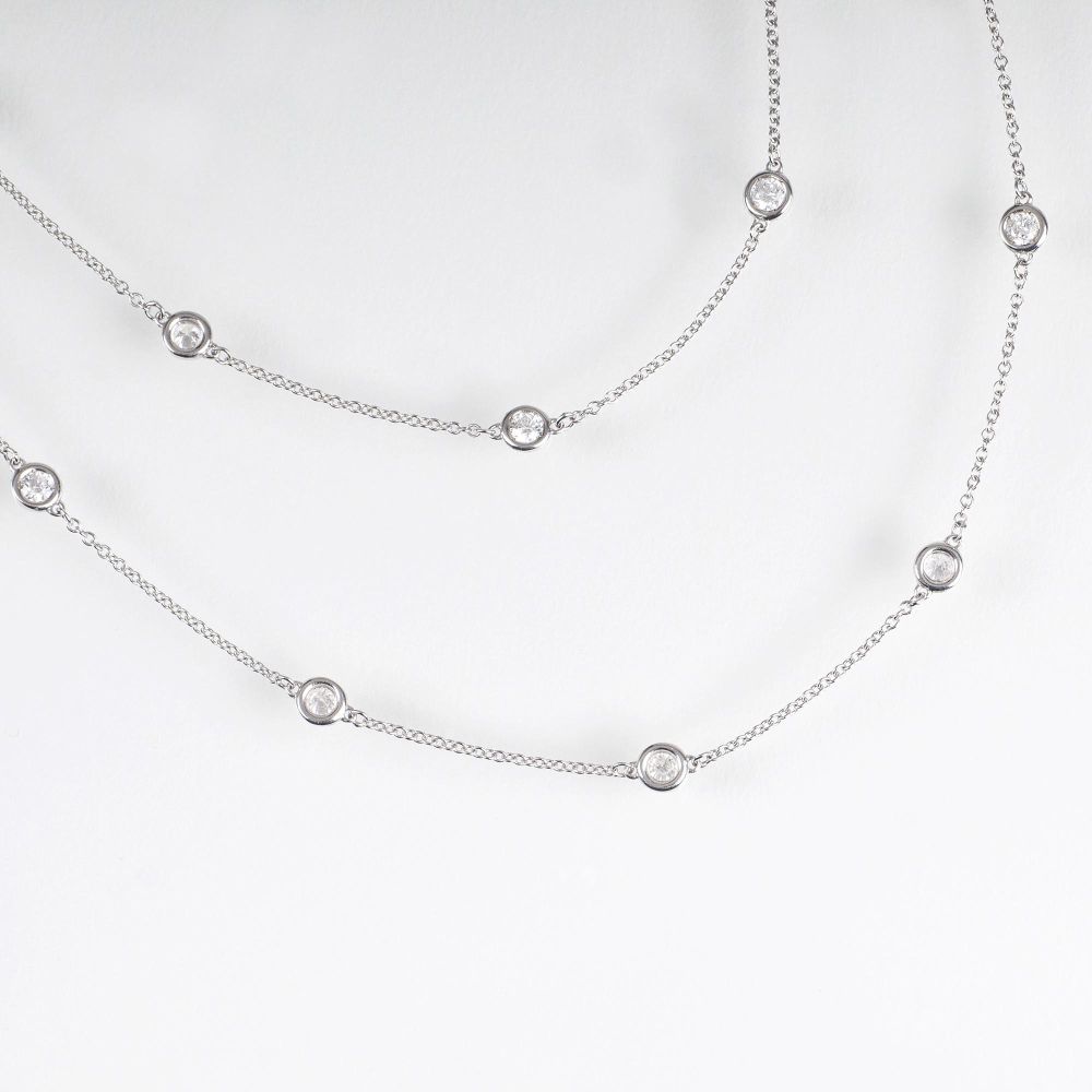 A modern Diamond Necklace