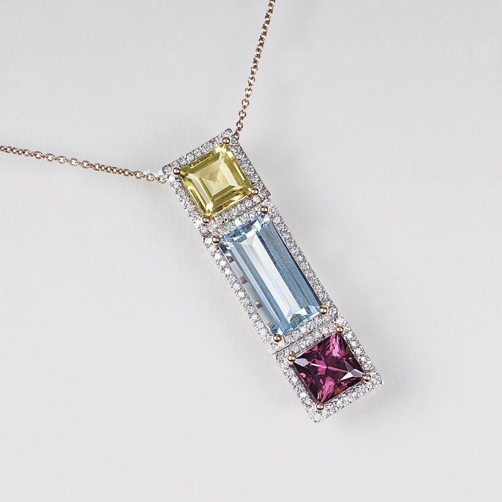 A fine Colour Gemstone Diamond Pendant with Necklace