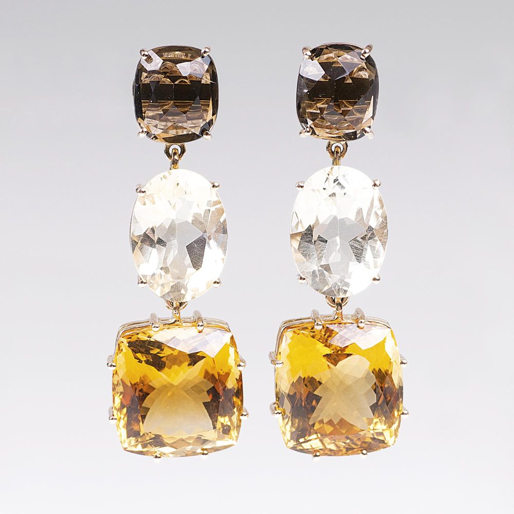 A colourfine Pair of Smoky Quartz Citrine Earpendants