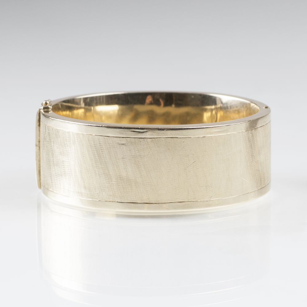 A Gold Bangle Bracelet