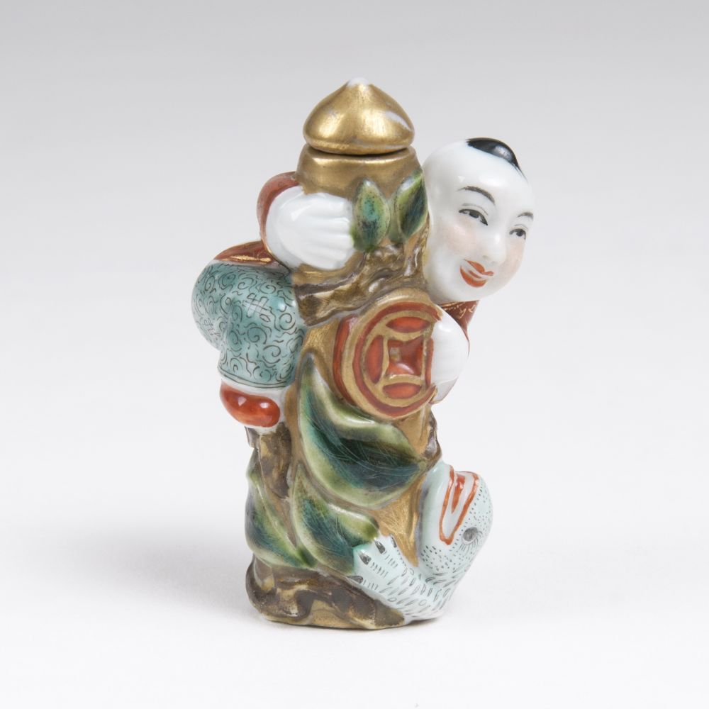 A Figural Snuffbottle 'A Boy with a Toad'