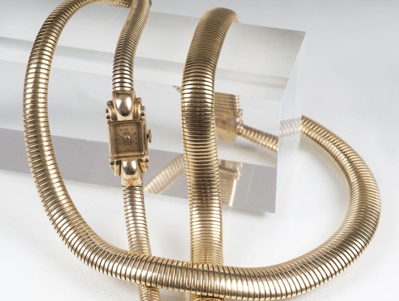 Pariser Gold-Schmuckset: Damen-Armbanduhr, Collier und Armband - Bild 2