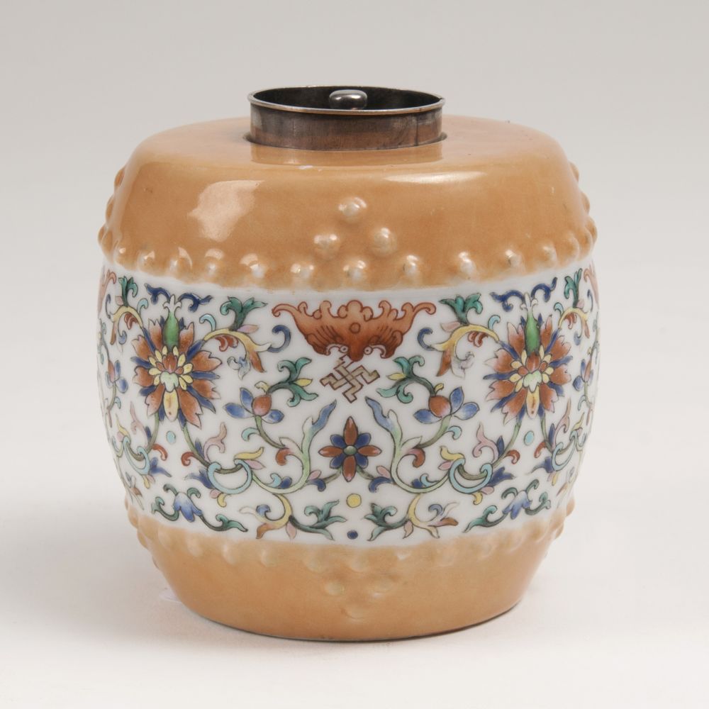 A Tea Caddy with Flower Tendrils