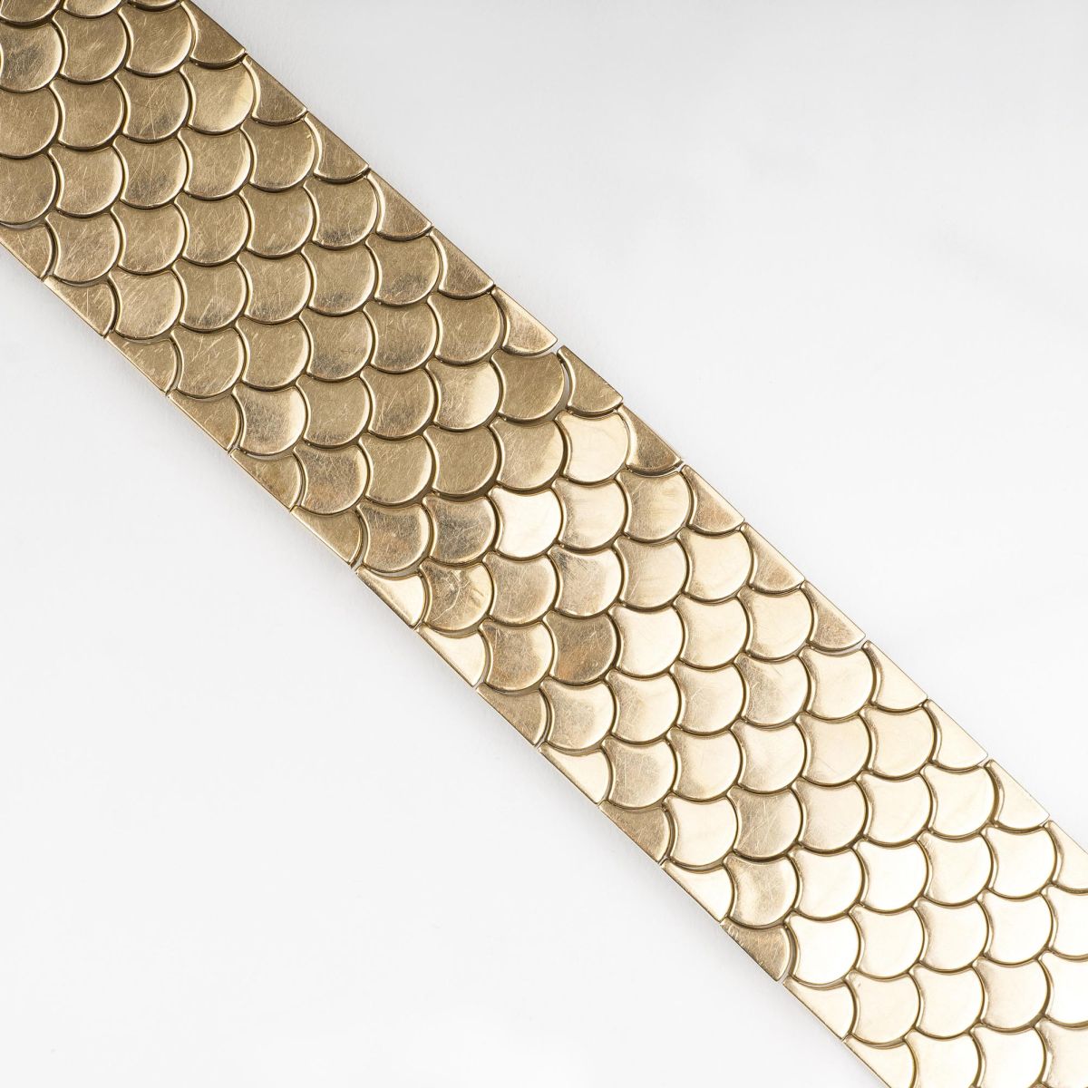 A Golden Bracelet - image 2