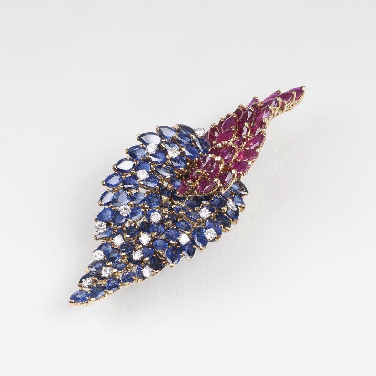 An extraordinary French Vintage Brooch with Rubies, Diamonds and Natural Sapphires - image 2