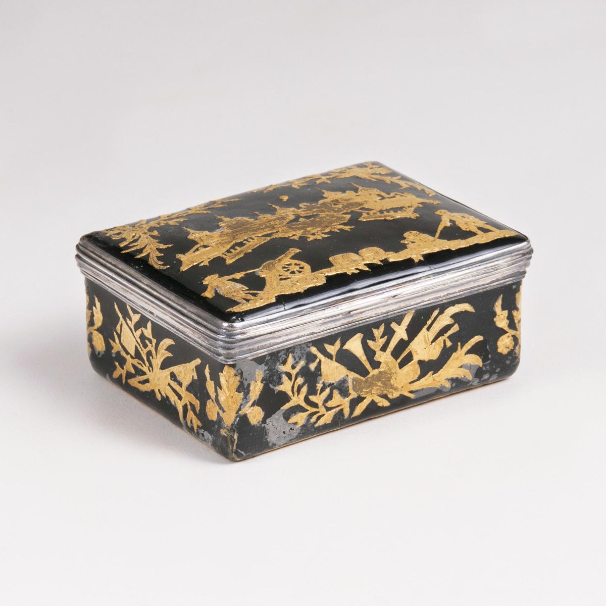 A Berlin Enamel Snuff Box with War Scene