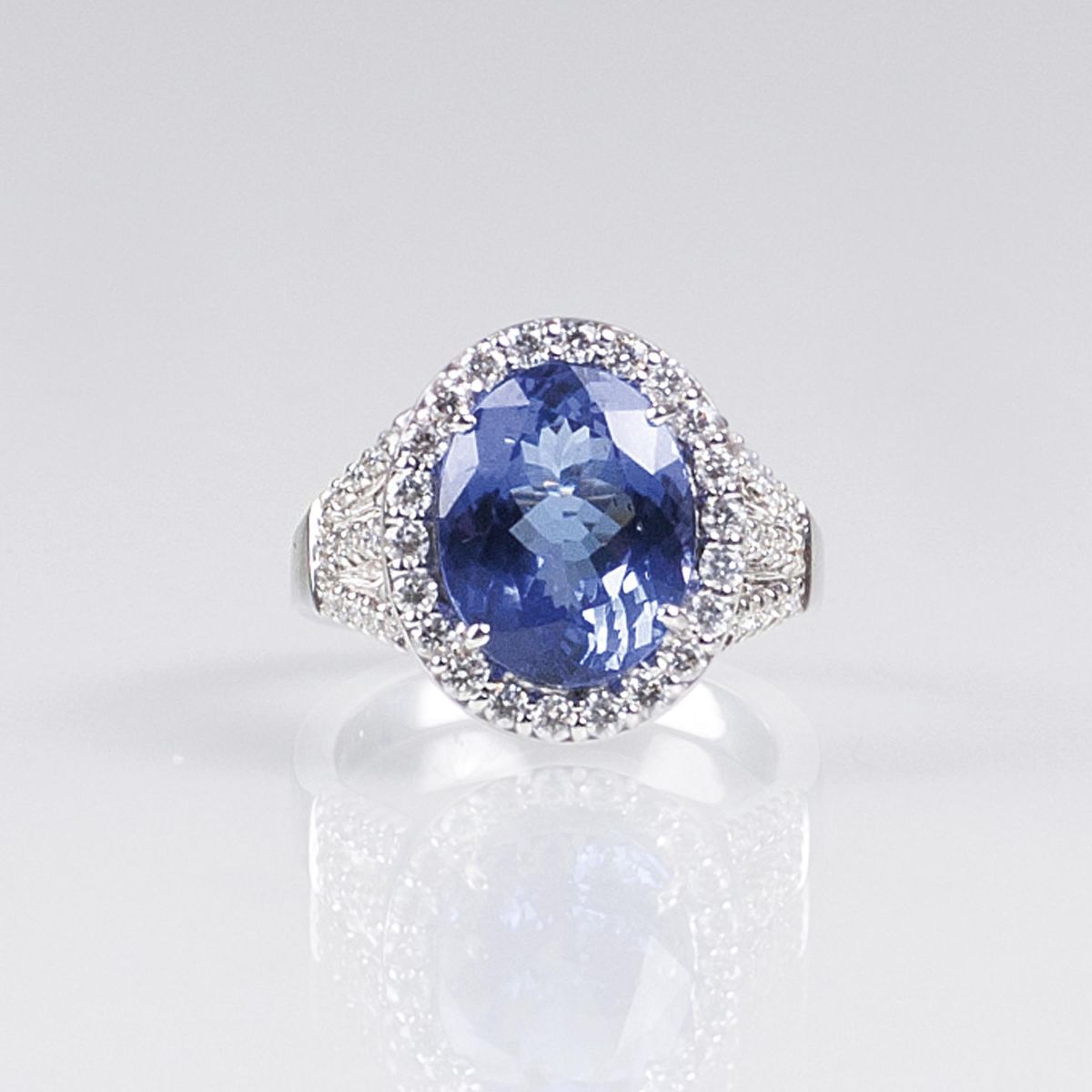 A classical elegant Tanzanite Diamond Ring
