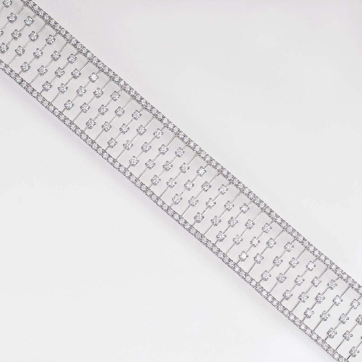 Feines Brillant-Armband