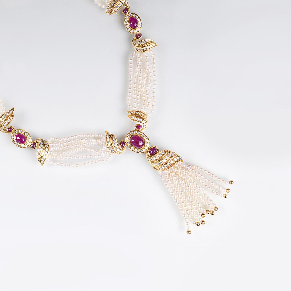A highquality Pearl Necklace with Diamonds and Rubies