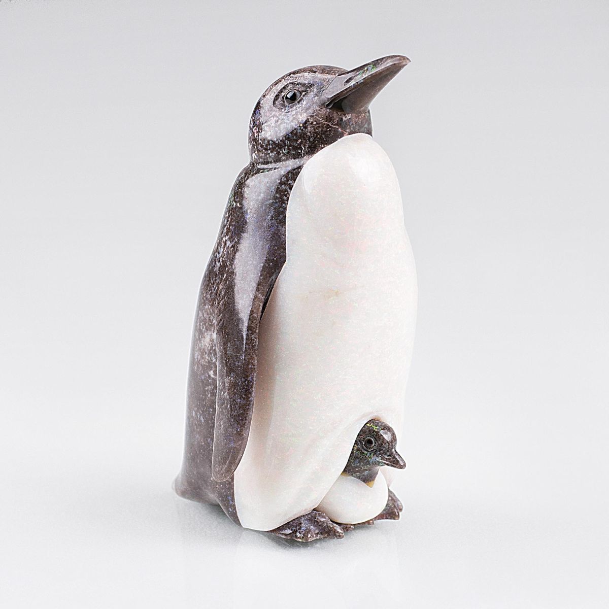 Mehrfarbige Opal-Tierfigur 'Pinguin'