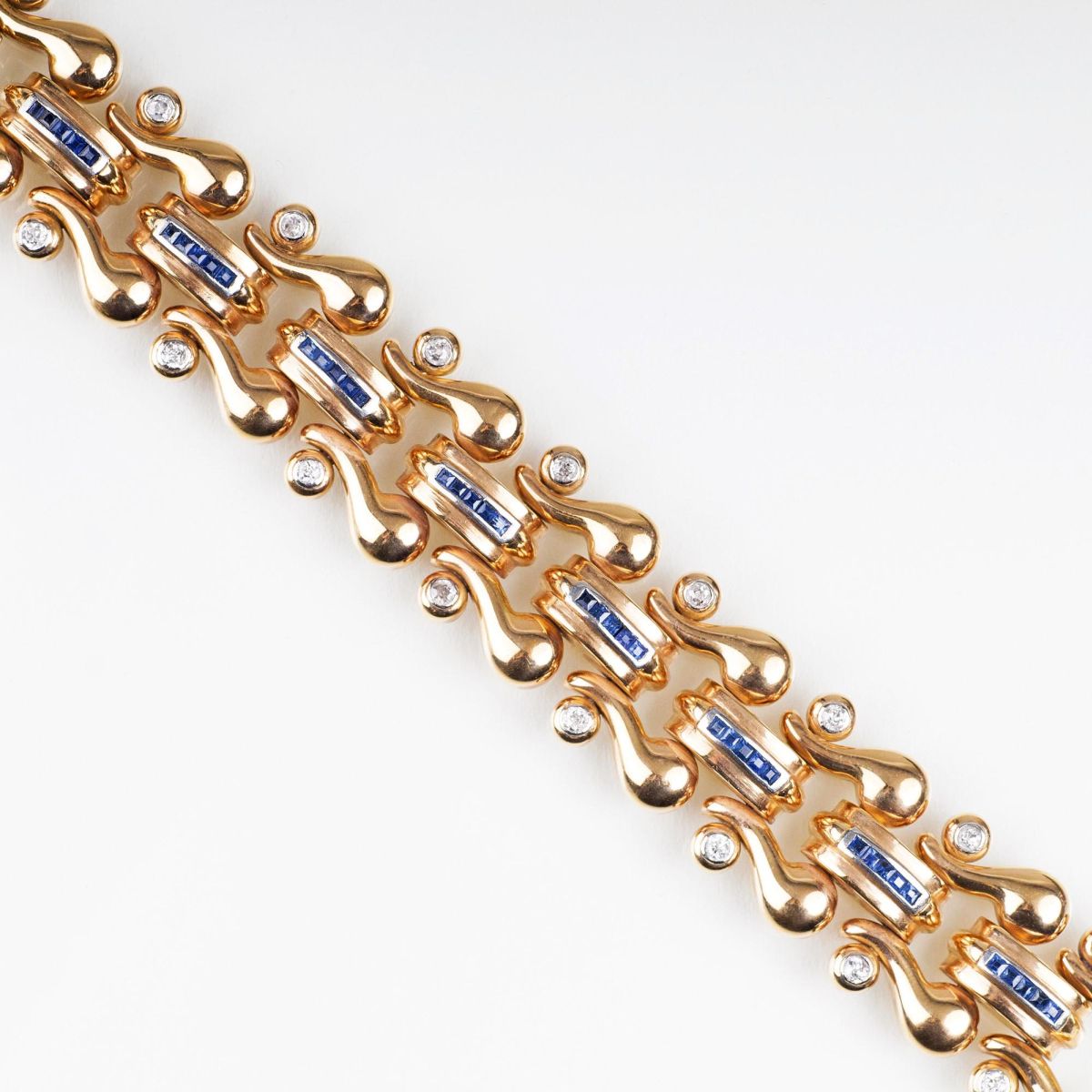 An Art-déco Gold Bracelet with sapphires and Diamonds - image 2