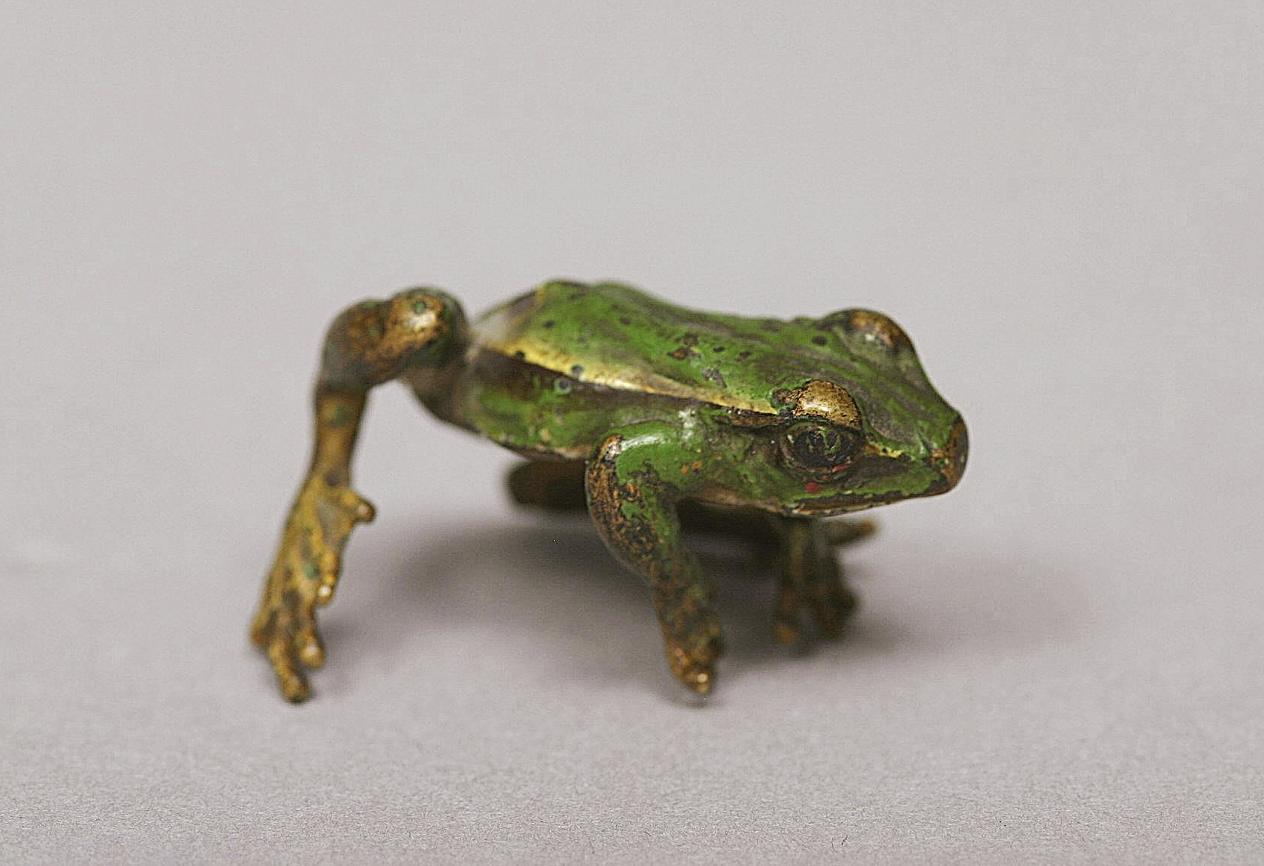 A Vienna bronze figure 'Bouncing frog'