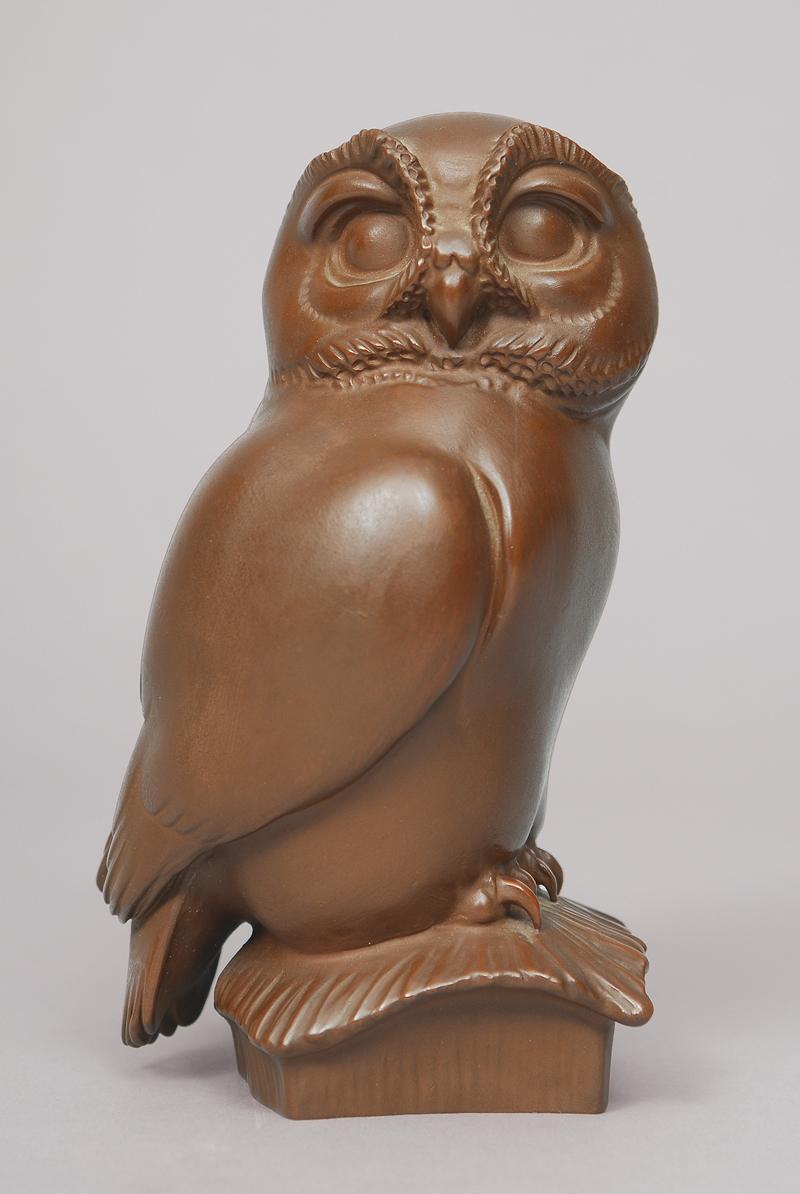A Boettger stoneware figur of an owl