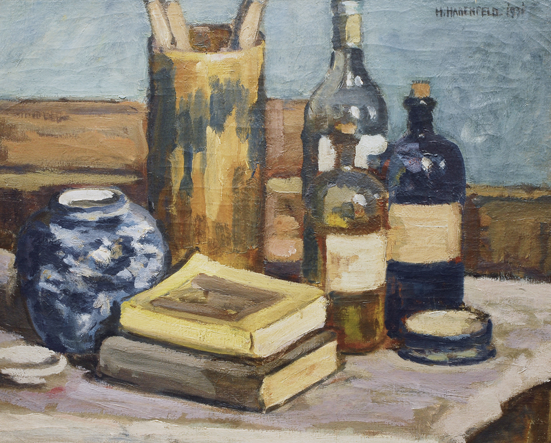 Stilleben mit Vasen, Flaschen und Büchern