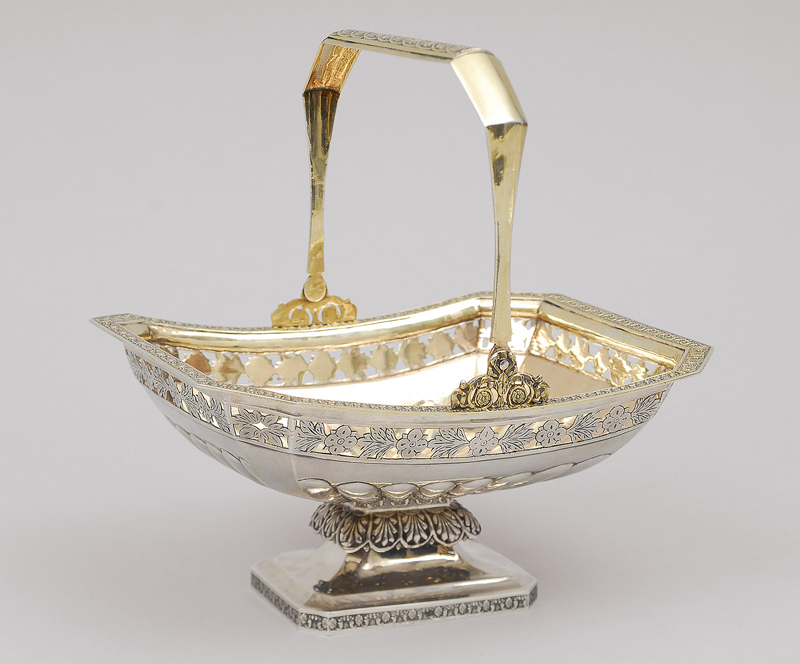 An extraordinary russian Biedermeier bowl with engravings