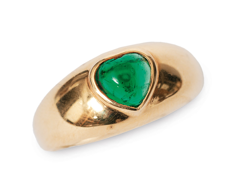 A heartshaped emerald ring