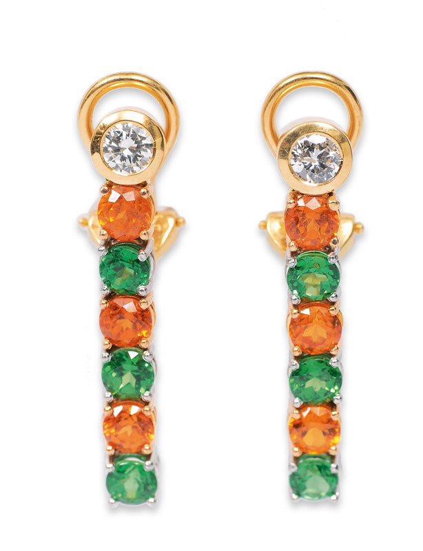 A pair of colourful garnet diamond earpendants