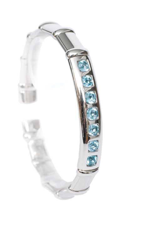 An aquamarine bangle bracelet