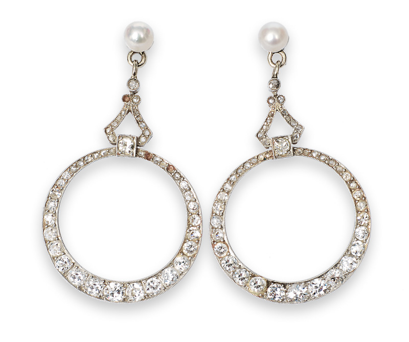 A pair Art-déco diamond earrings