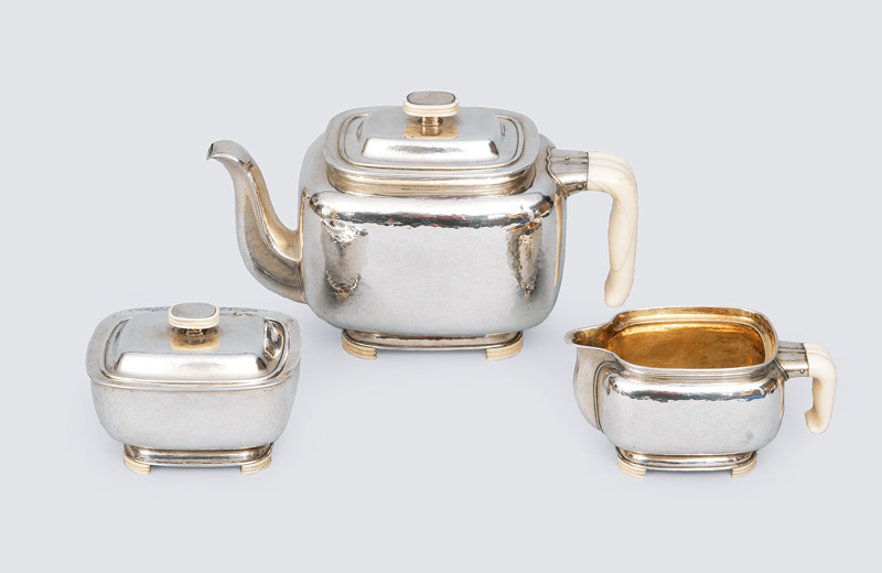 Josef Carl von Klinkosch - An Art-déco tea service An Art-déco tea service