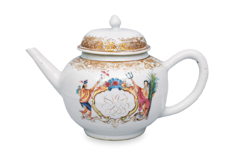 A small teapot with gods painting