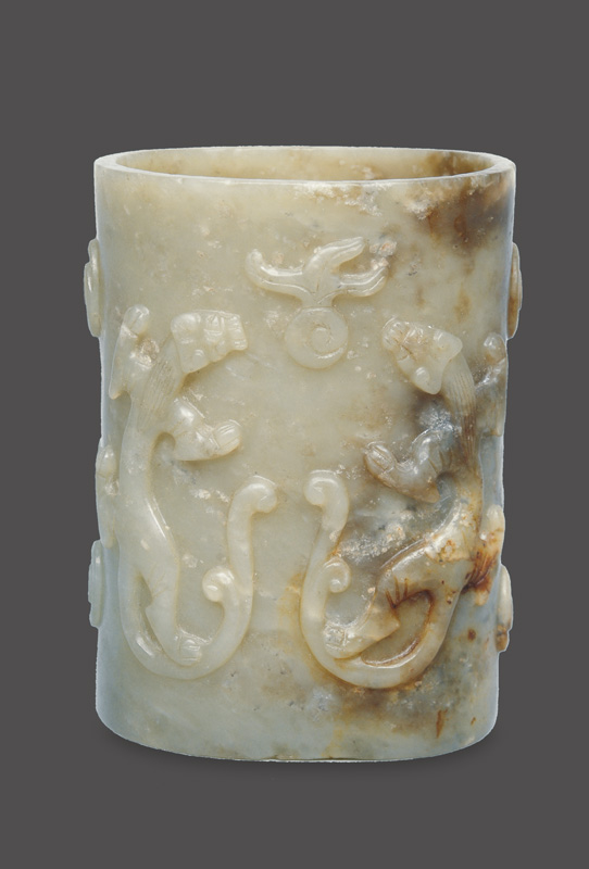 A jade pot with tiger relief