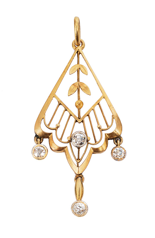 An Art Nouveau Diamond pendant