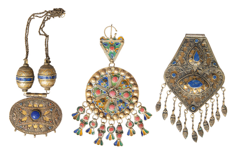 A set of 7 Afghan jewellery pieces