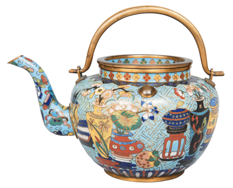 Cloisonné-Teekanne mit Vasen-Dekor