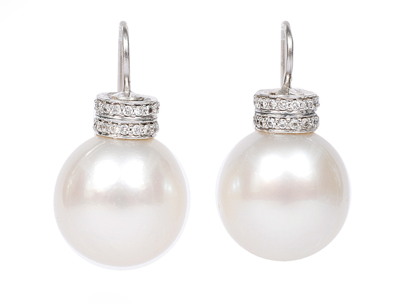 A pair of fine Southsea pearl earpendants with diamonds