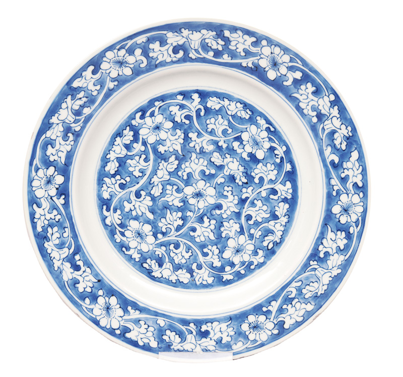 A plate with blue painting