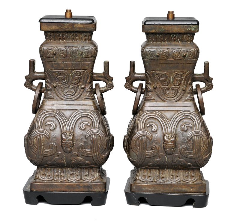 A pair of mounted bronze-vases in Hu-shape