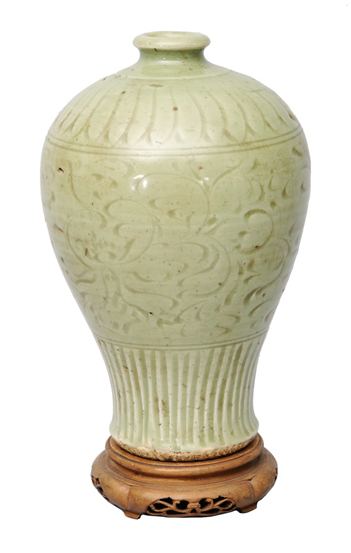 Seladon-Vase in Mei-Ping-Form