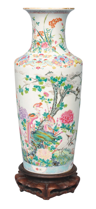 A splendid Famille-Rose rouleau vase with a pair of phoenix birds