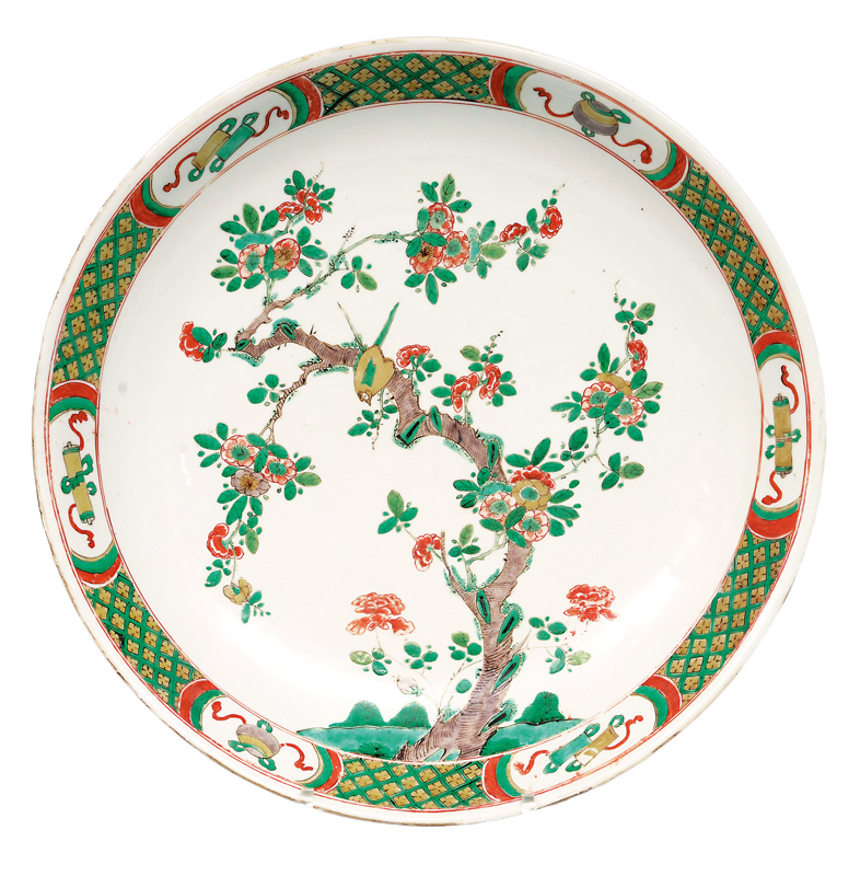 A Famille-Verte plate with bird on a blossoming peony-tree