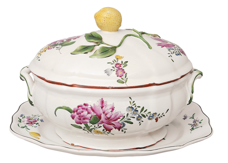A tureen with flower painting