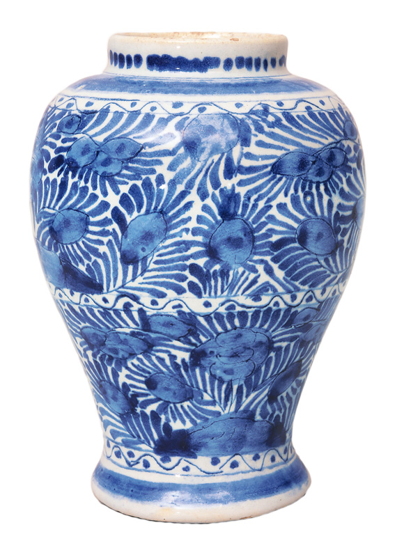 A baluster vase with Wanli flower decor