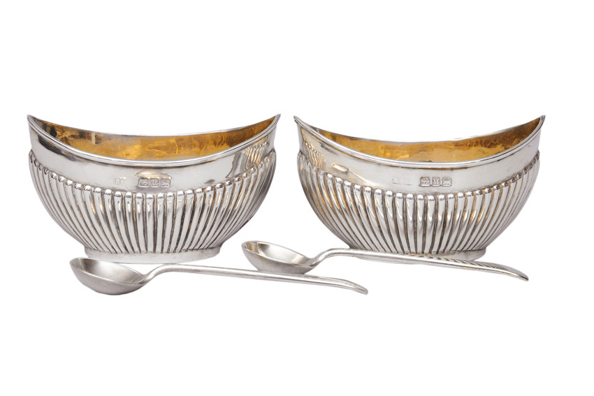 A pair of Victorian spice bowls with spoons