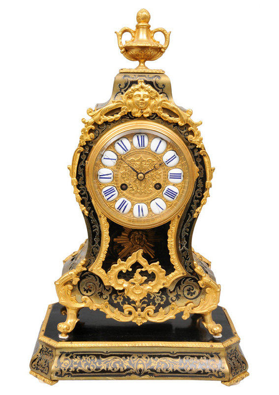A pendulum in boulle style with console