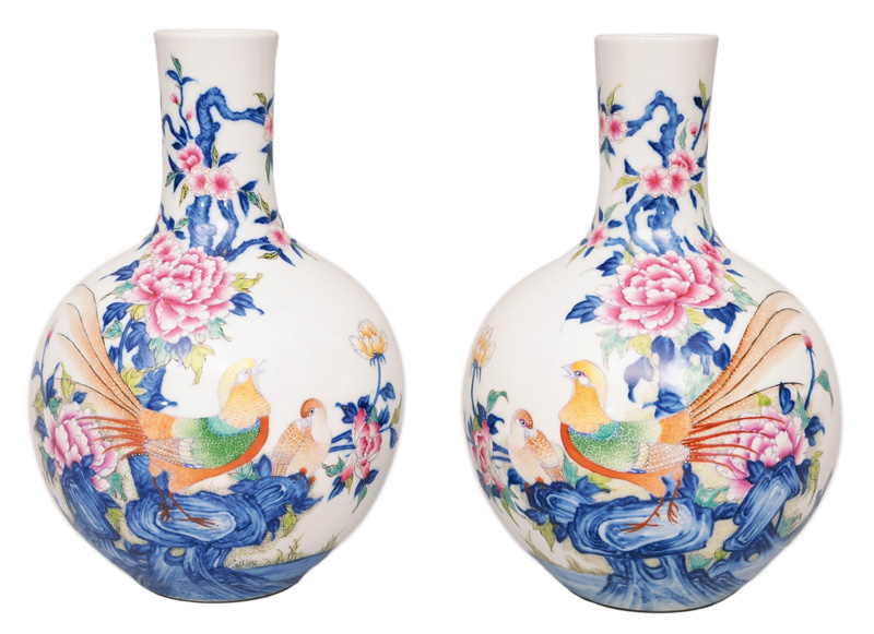 A pair of vases with bright flower and bird painting