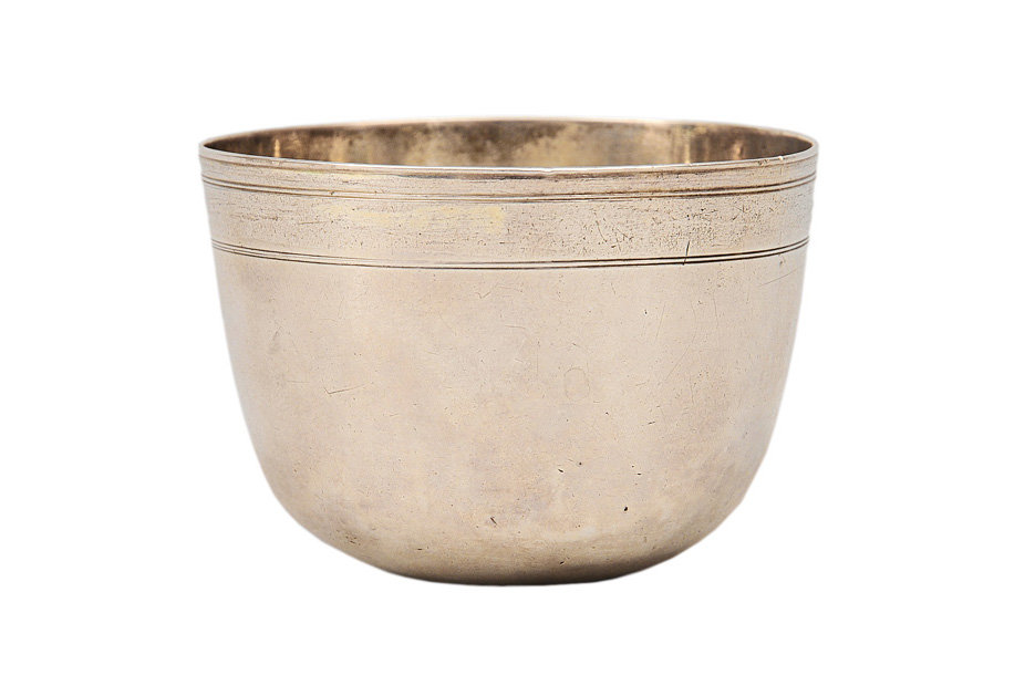 Paul Solanier - A Baroque beaker A Baroque beaker